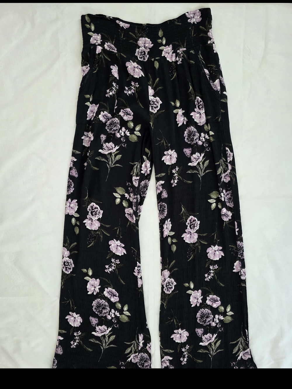 Three Dots Black Pull On Palazzo Pants with Lilac Floral Pattern, Pockets